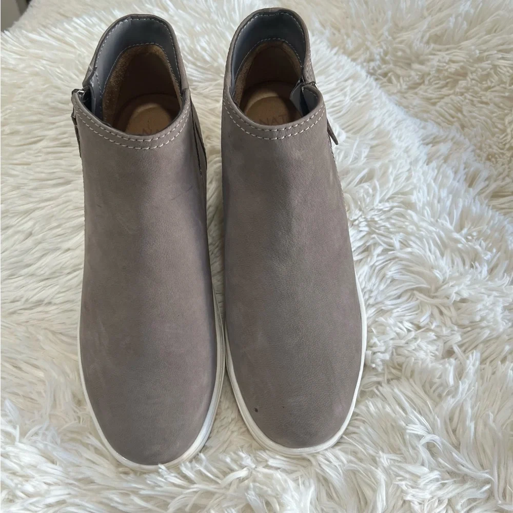 Naturalizer Celeste gray boots size 10‎